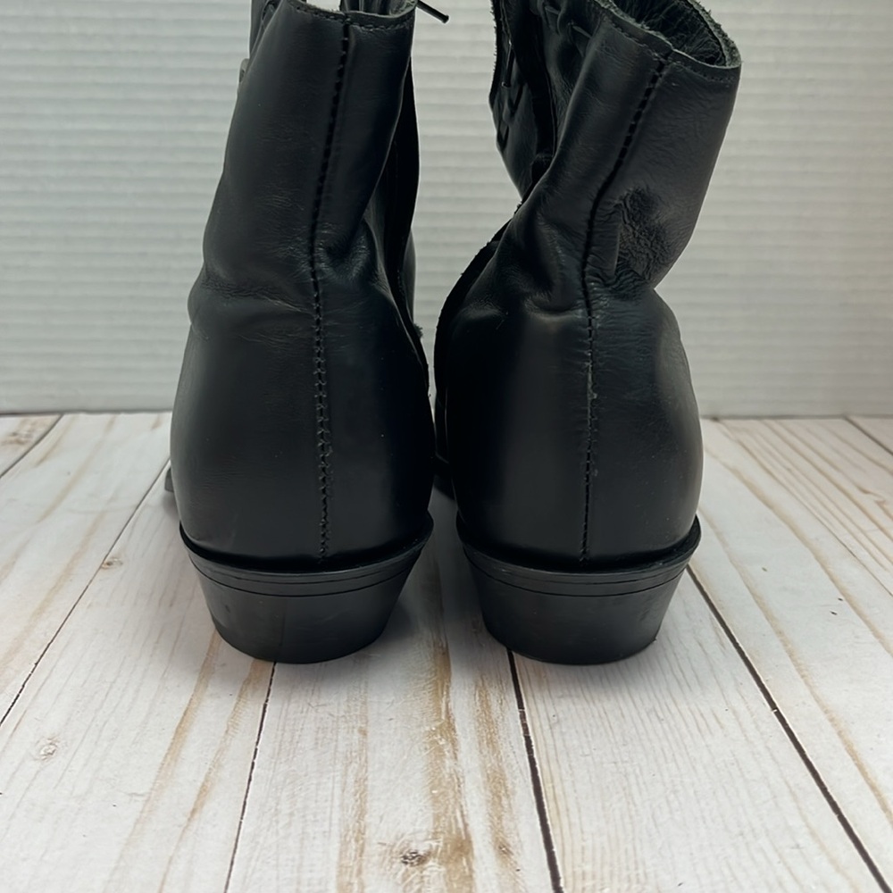 Laredo Western Boots. Black leather. Side zipper. Reinforced toe. EUC! Size 9 - Picture 6 of 9